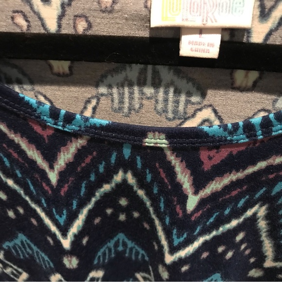 Ladies LuLaRoe Large Morgan. EUC - Picture 2 of 5